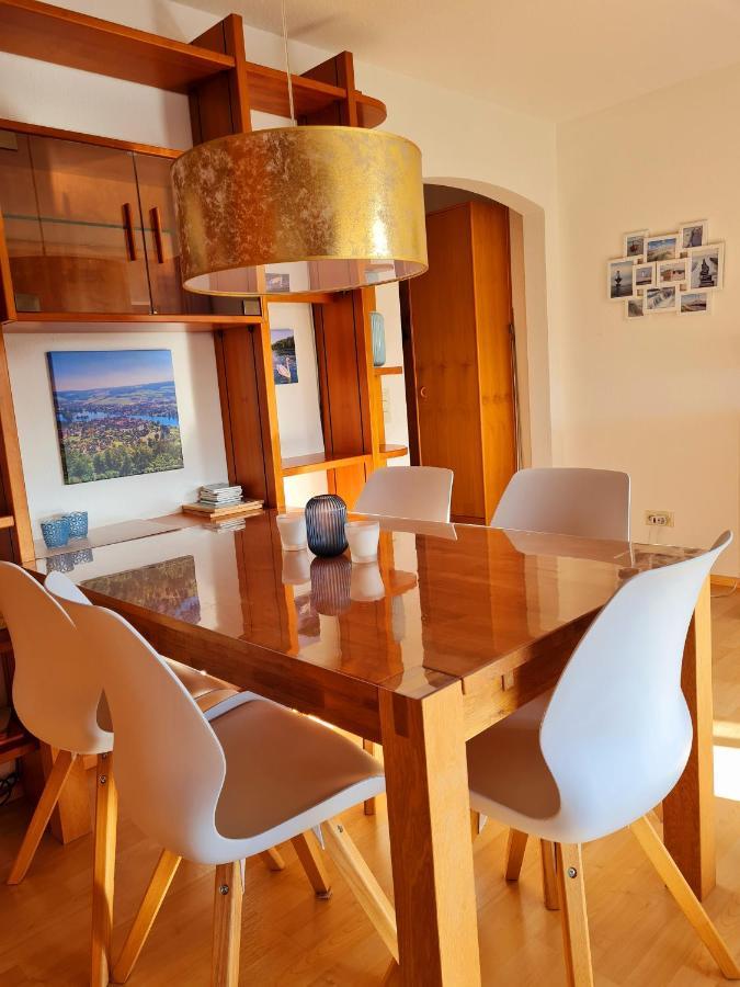 Ferienwohnung Rheinblick In Buesingen -Keine Monteure- Busingen Bagian luar foto